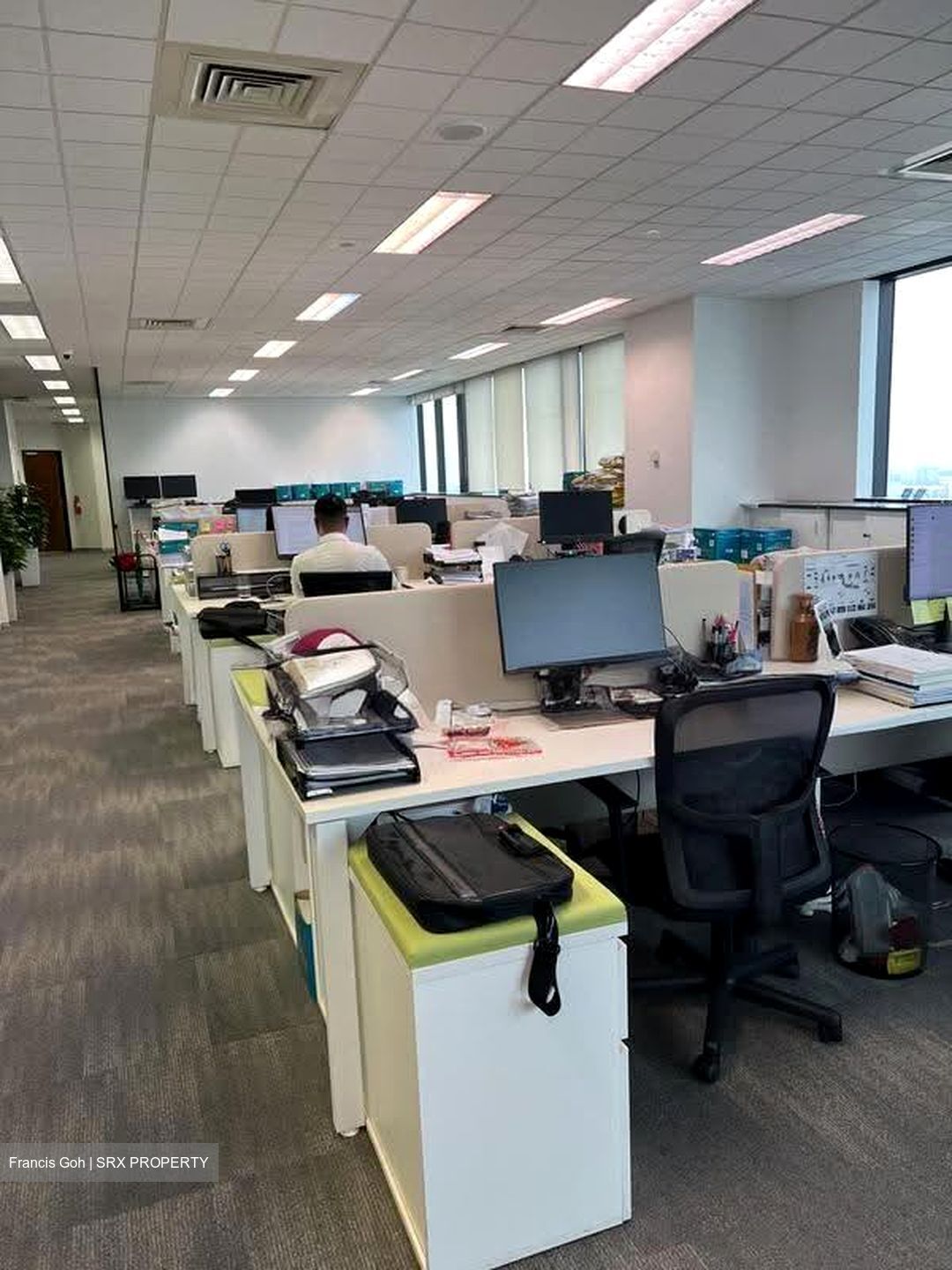Republic Plaza (D1), Office #614477971